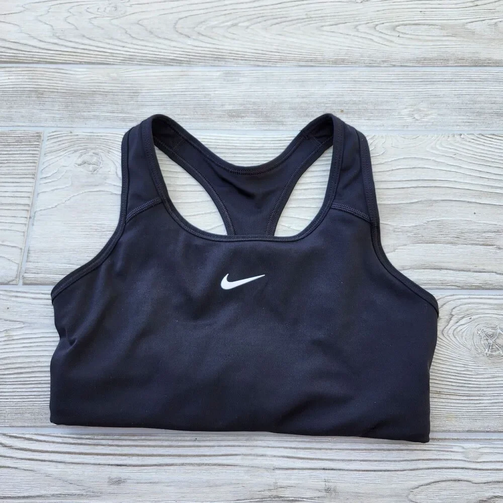 (S) Nike sports bra